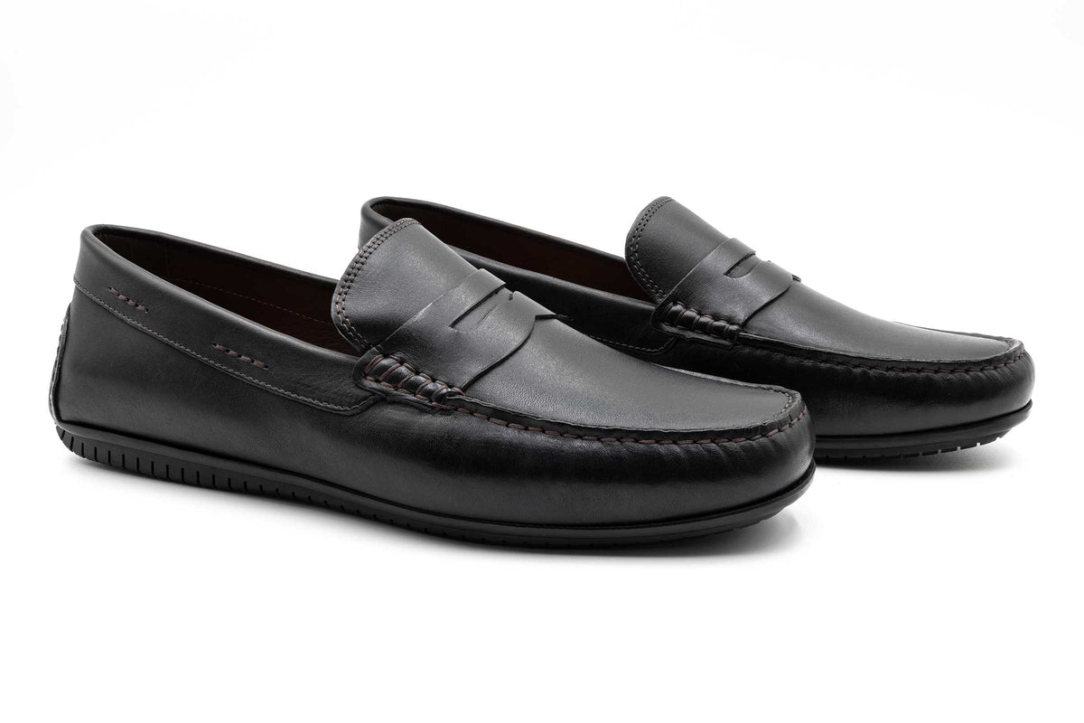 men's dress loafers black Leather Platform Black wide fit for Men $79.50Product Features Greg Penny Loafer Black Antique