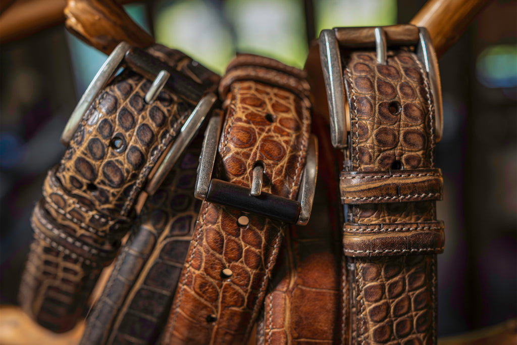 Holden Italian Alligator Grain Saddle Leather Belt - Vintage Cedar