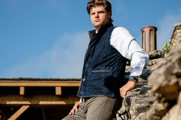 Northumberland Lightweight Goat Suede Vest - Navy