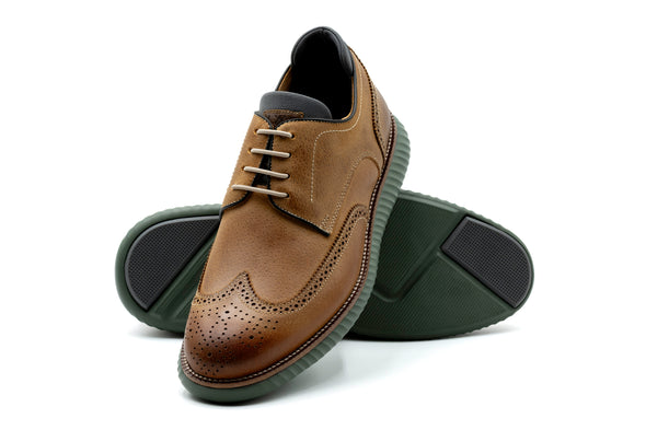 CountryAire Water Buffalo Wingtip - Saddle