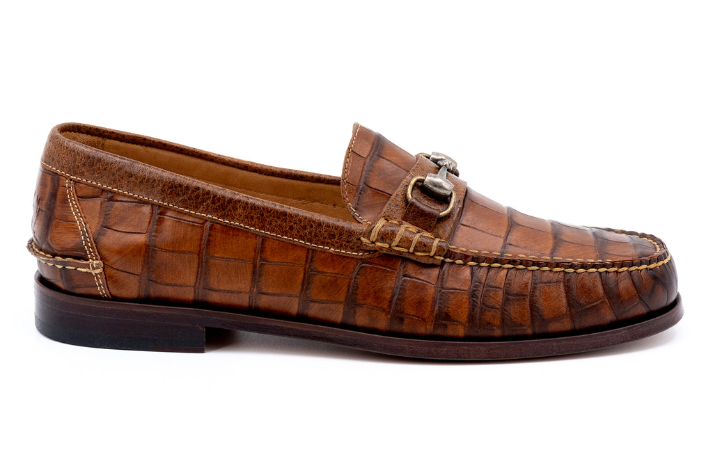 Another side view of the Chestnut All American Loafer